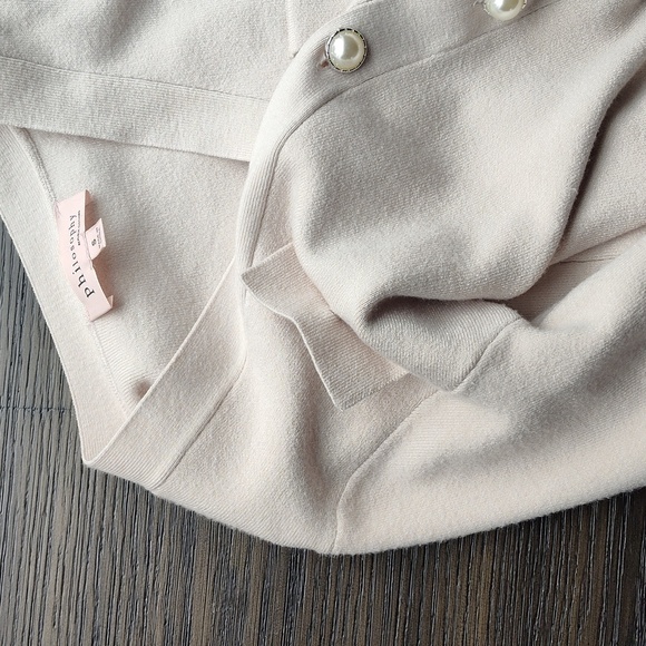 Button Up Sweater, Cream W/Pearl Buttons, Sz S - Picture 7 of 7